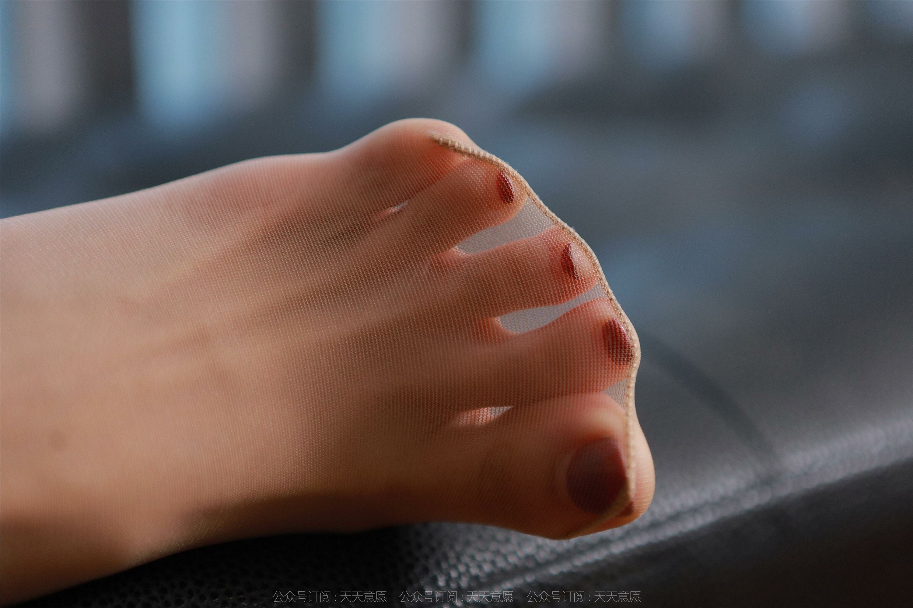 IESS异思趣向 2022.03.23 丝享家1037：团团《长腿职业装》